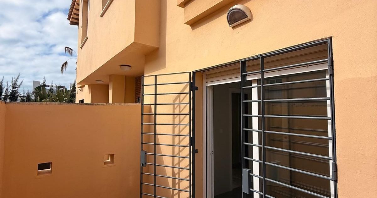 Semi-Detached House in Calahonda, Calahonda, 7/12