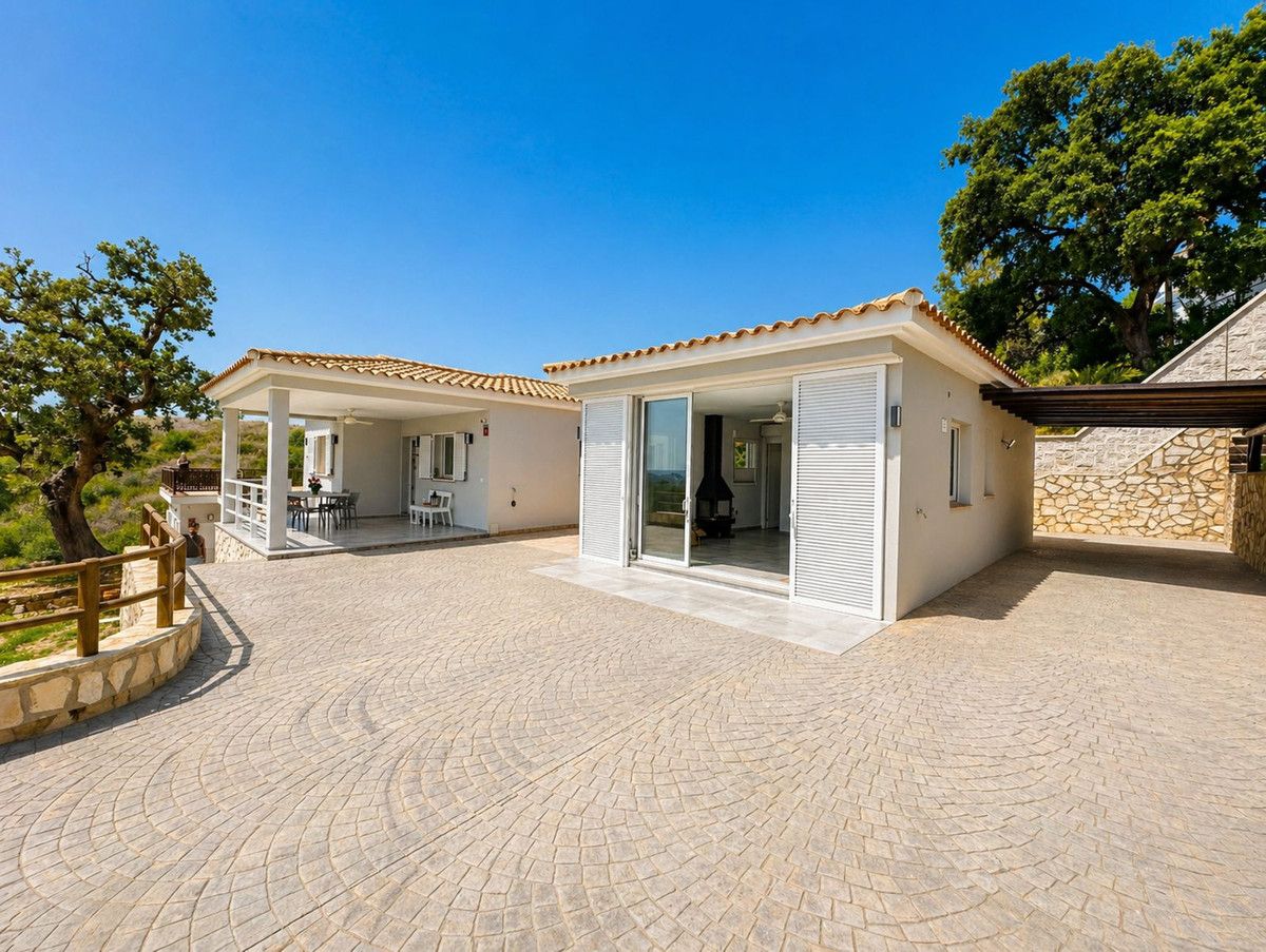 Detached Villa in Mijas, Mijas, 7/12