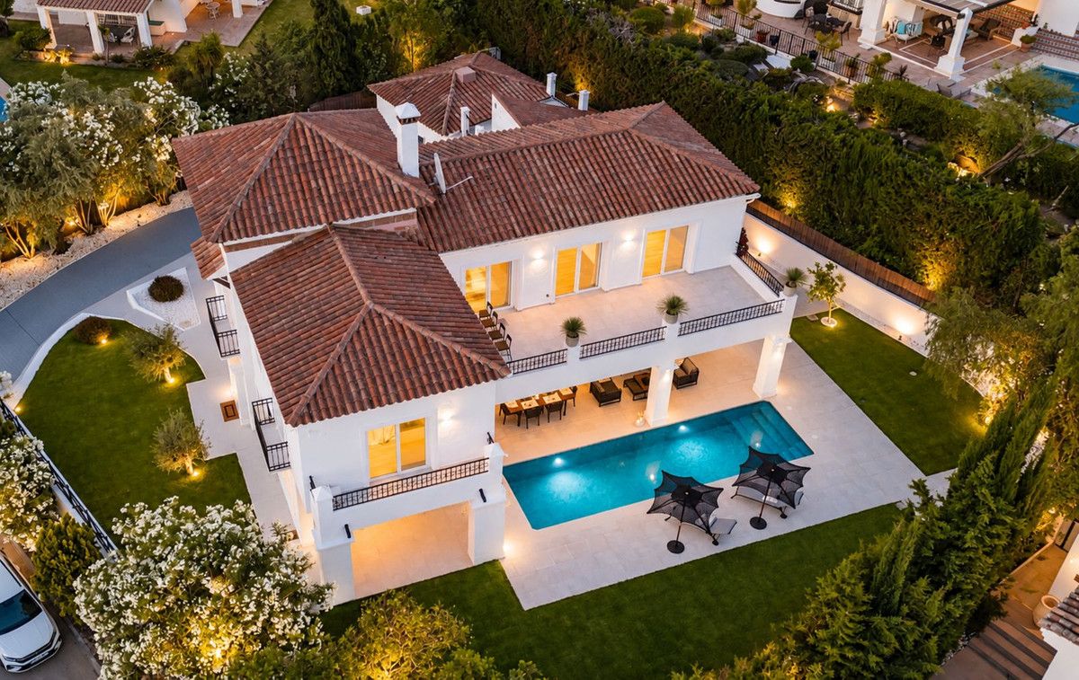 Vrijstaande villa in Benahavís, Benahavís, 2/12