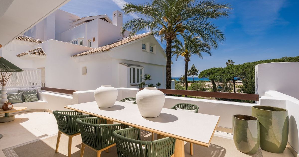 Apartament na środkowym piętrze w Marbella, Marbella, 1/12
