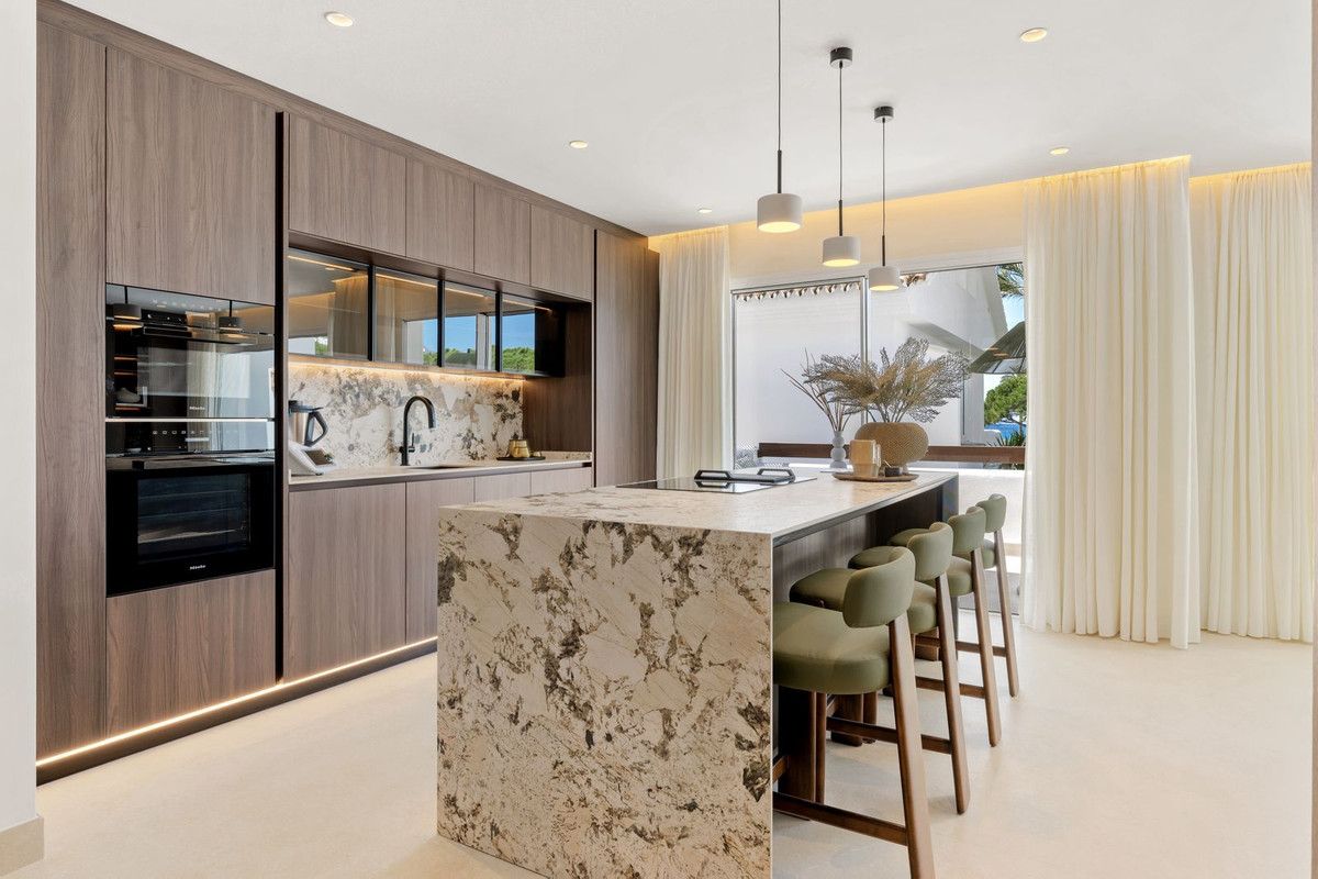 Middle Floor Apartment in Marbella, Marbella, 7/12