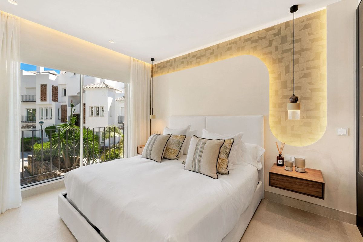 Middle Floor Apartment in Marbella, Marbella, 10/12