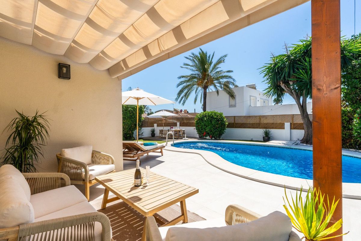 Detached Villa in Marbesa, Marbesa, 2/12