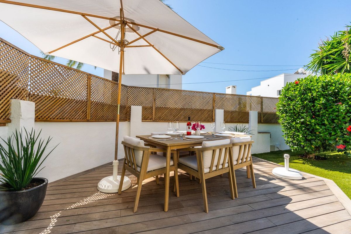 Detached Villa in Marbesa, Marbesa, 4/12