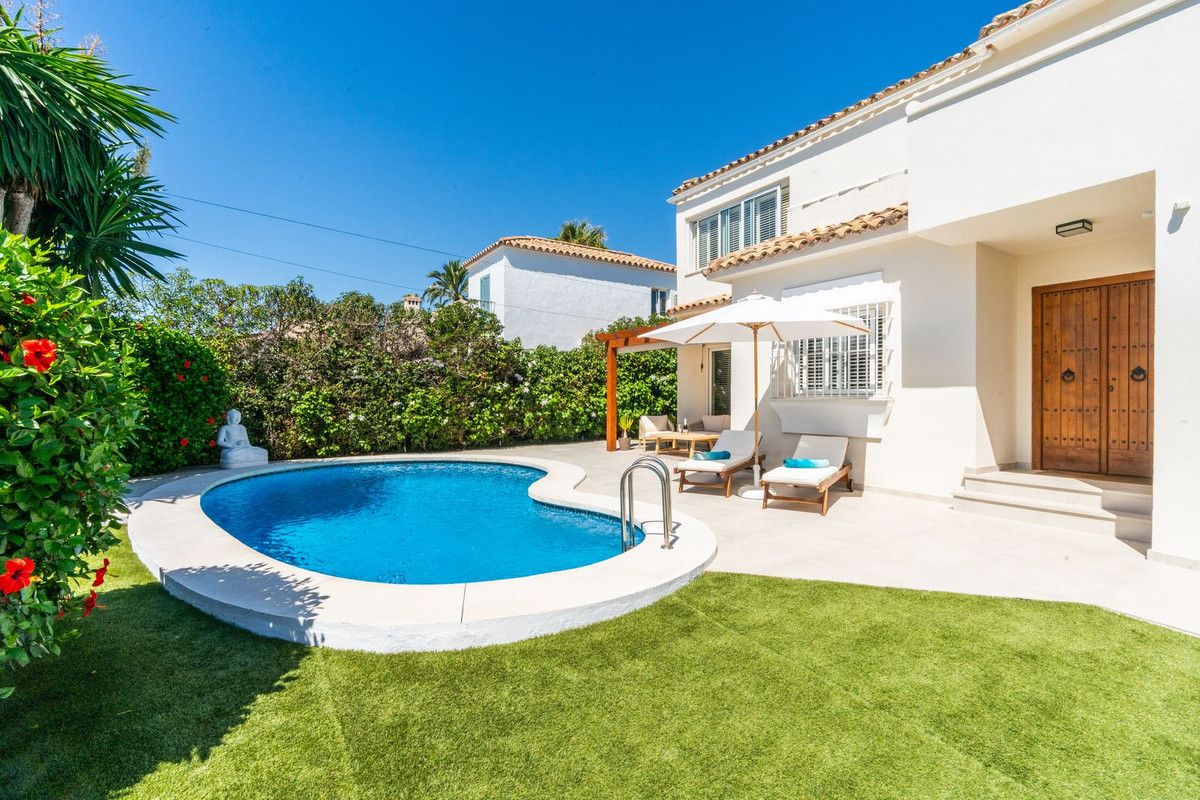 Detached Villa in Marbesa, Marbesa, 6/12