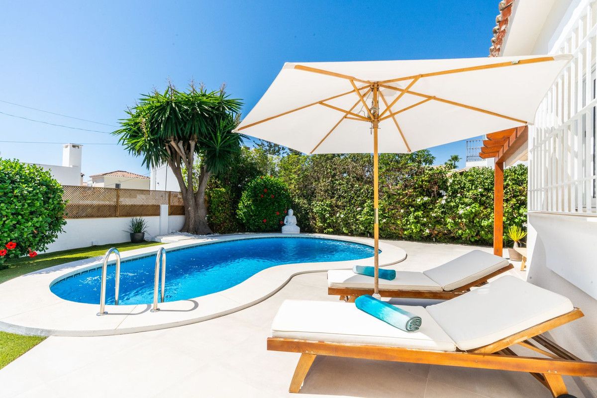 Detached Villa in Marbesa, Marbesa, 8/12