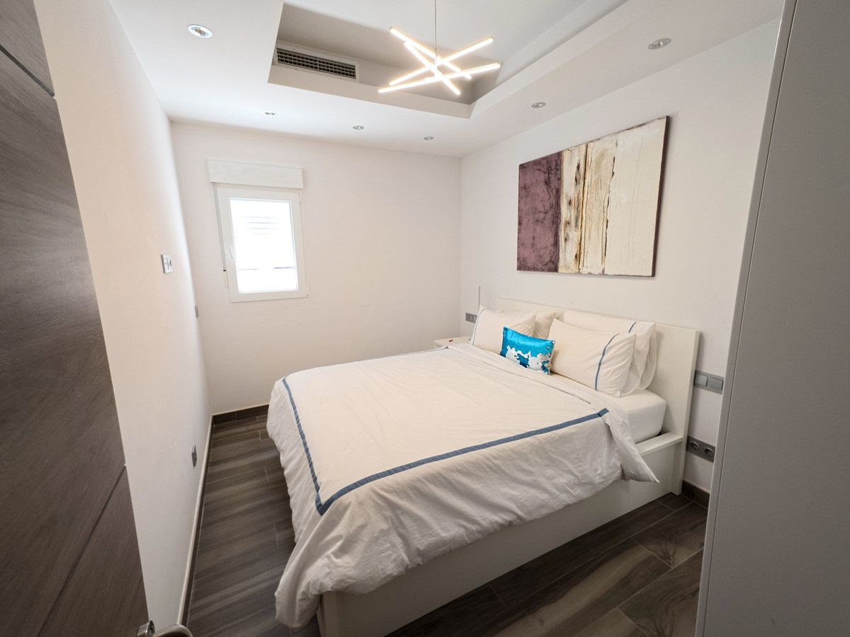 Appartement à l'étage intermédiaire à Puerto Banús, Puerto Banús, 12/12