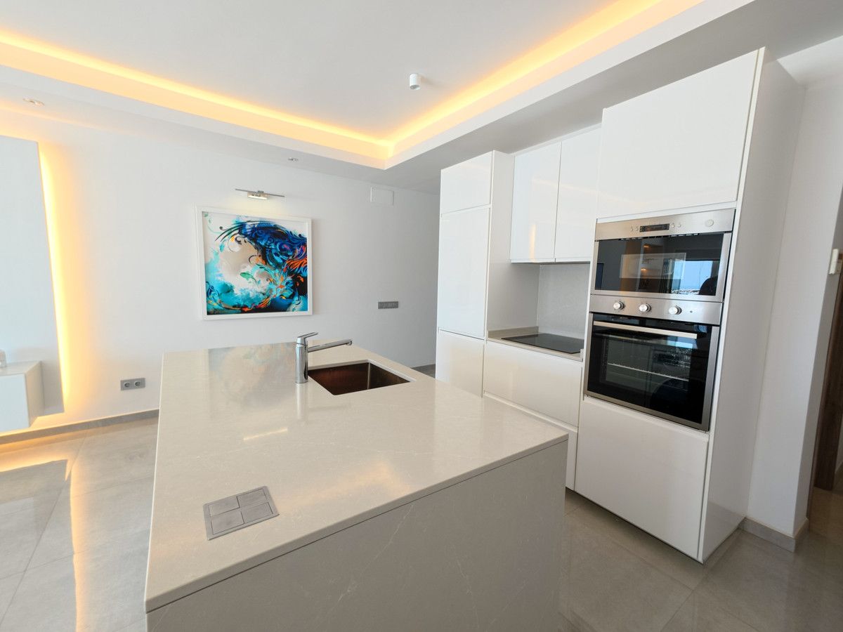 Appartement à l'étage intermédiaire à Puerto Banús, Puerto Banús, 5/12