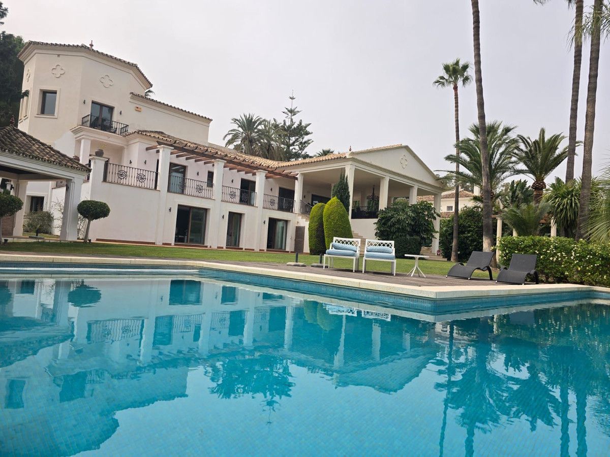 Freistehende Villa in Marbella, Marbella, 1/12