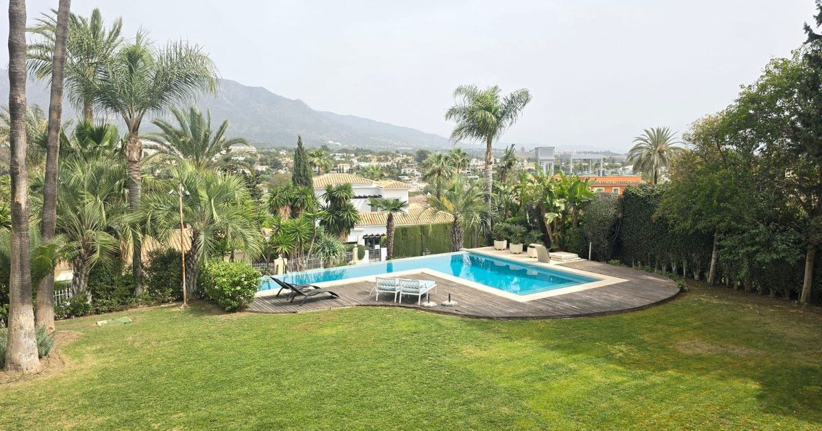 Freistehende Villa in Marbella, Marbella, 2/12
