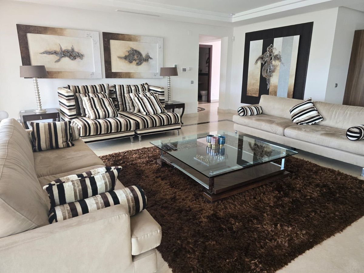 Freistehende Villa in Marbella, Marbella, 11/12