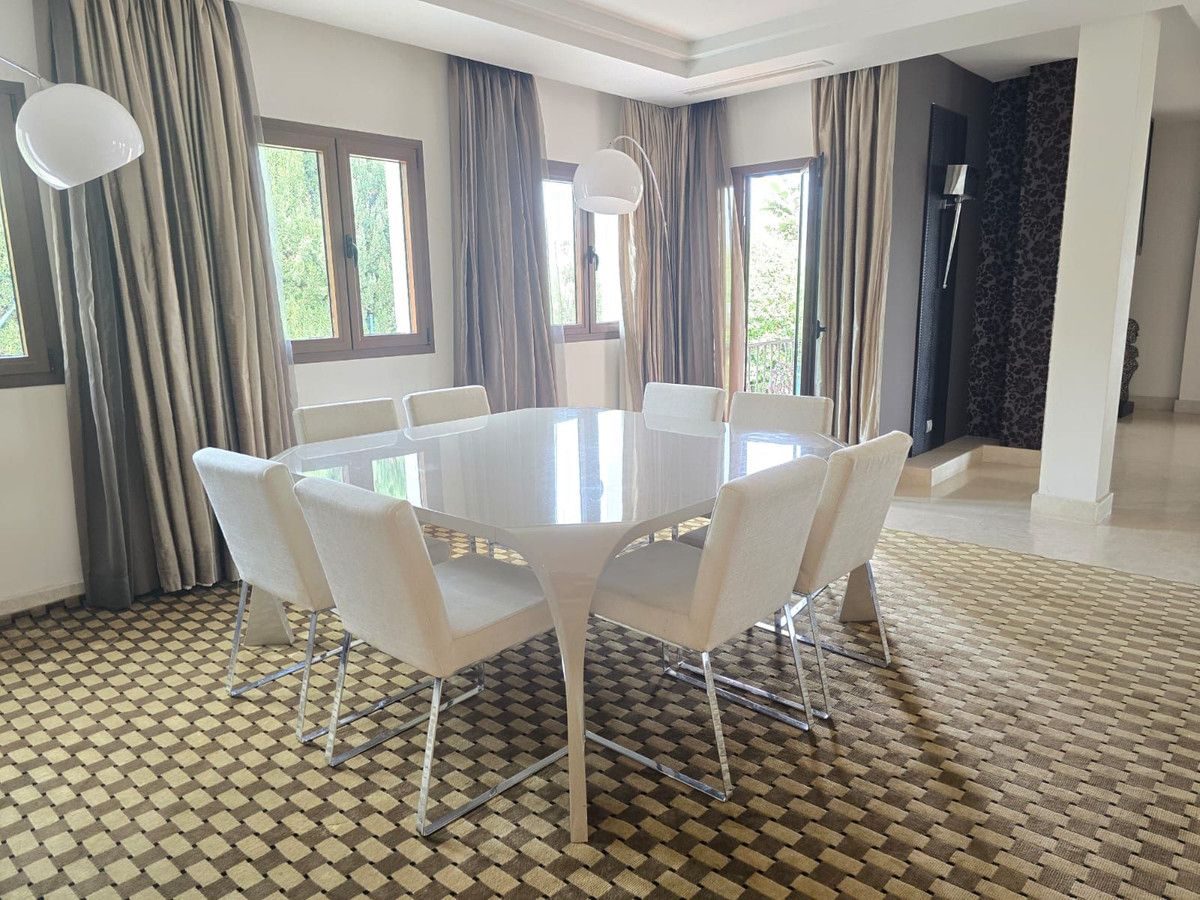 Freistehende Villa in Marbella, Marbella, 12/12