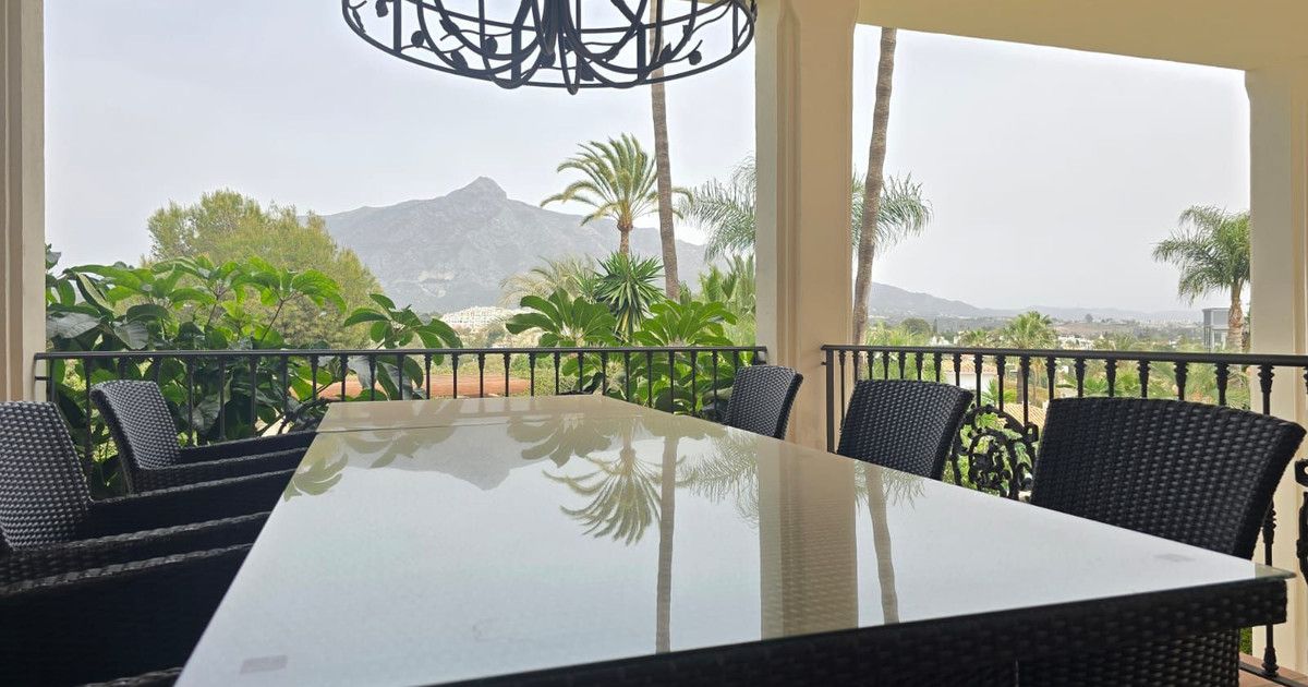 Freistehende Villa in Marbella, Marbella, 4/12