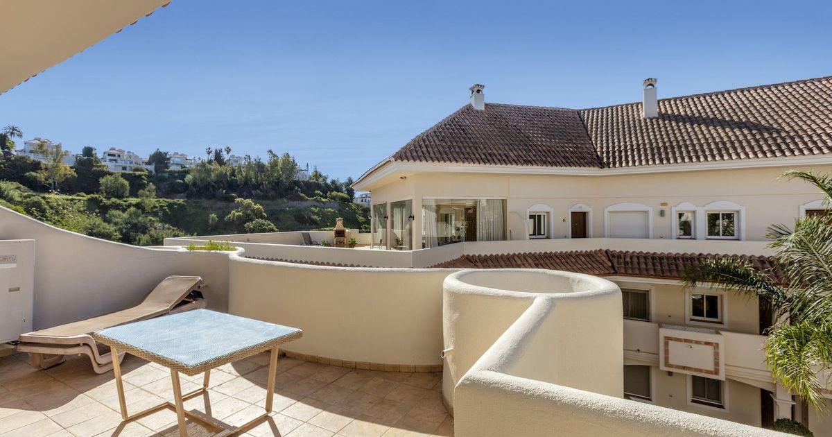 Appartement en étage intermédiaire à Nueva Andalucía, Nueva Andalucía, 11/12