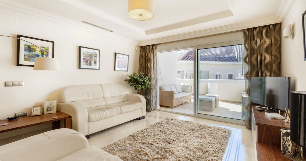 Appartement en étage intermédiaire à Nueva Andalucía, Nueva Andalucía, 4/12
