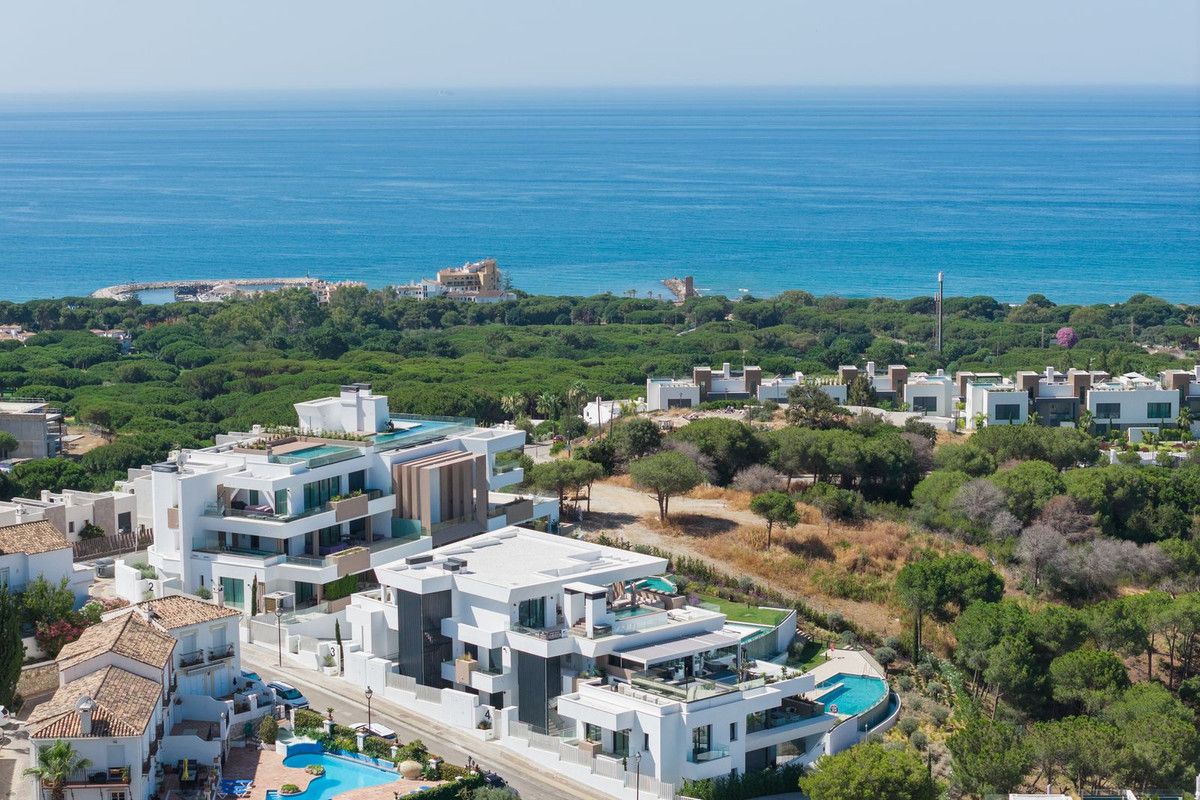 Lägenhet på markplan i Cabopino, Cabopino, 2/12