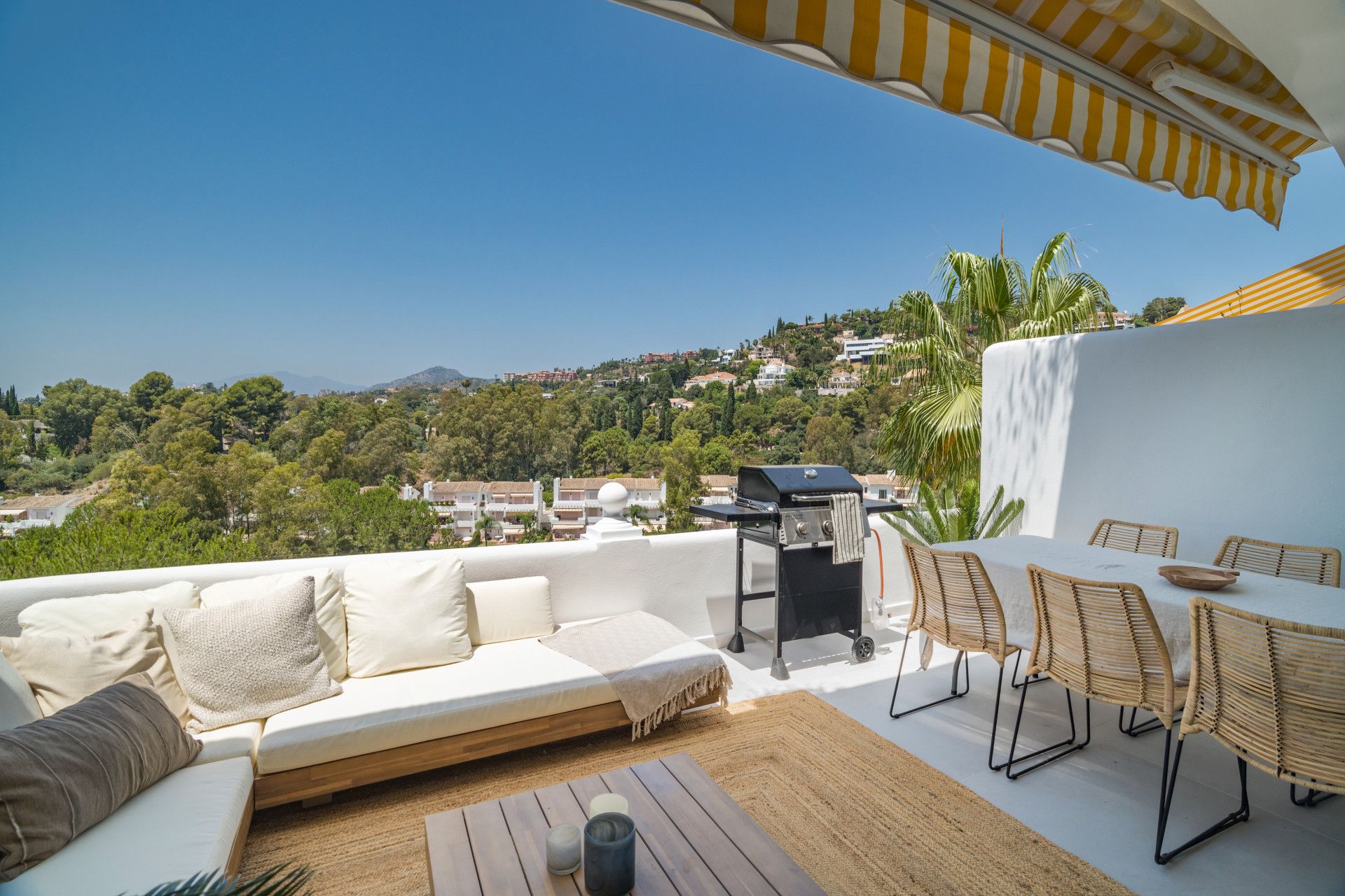 Ground Floor Duplex in Benahavis, La Quinta, Benahavis, 7/12