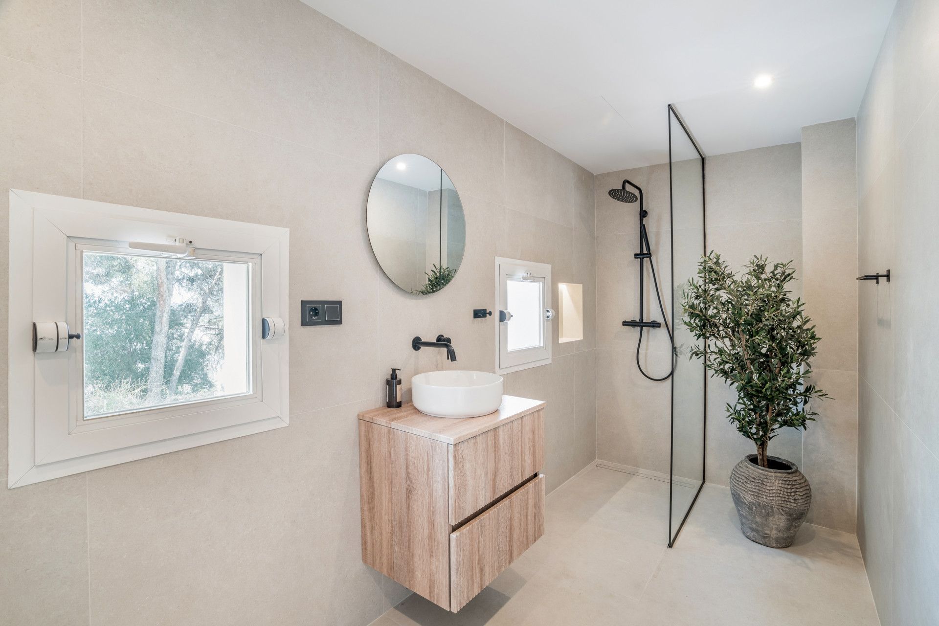Ground Floor Duplex in Benahavis, La Quinta, Benahavis, 8/12