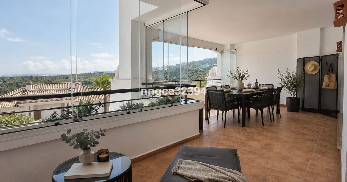 Appartement op de middelste verdieping in Casares, Casares, 4/12