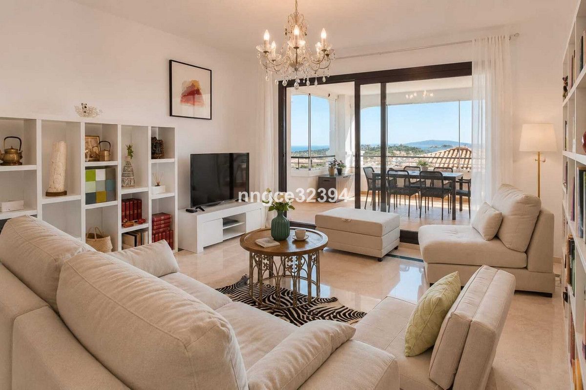 Appartement op de middelste verdieping in Casares, Casares, 5/12