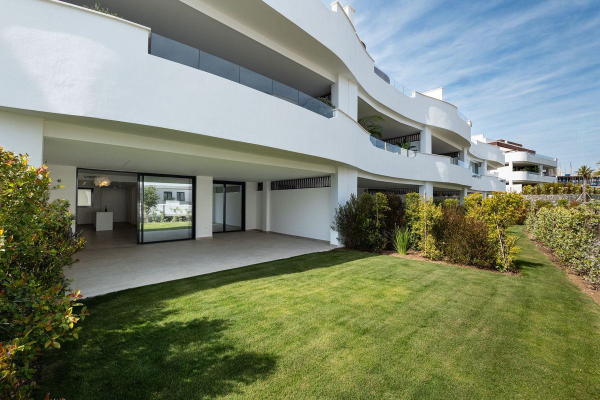 Apartamento en planta baja en Estepona, Estepona, 7/12