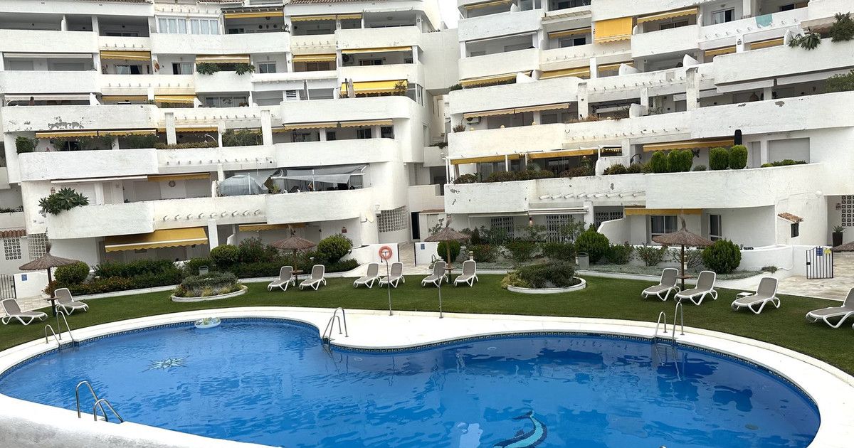 Appartement à un étage intermédiaire à Nueva Andalucía, Nueva Andalucía, 6/10
