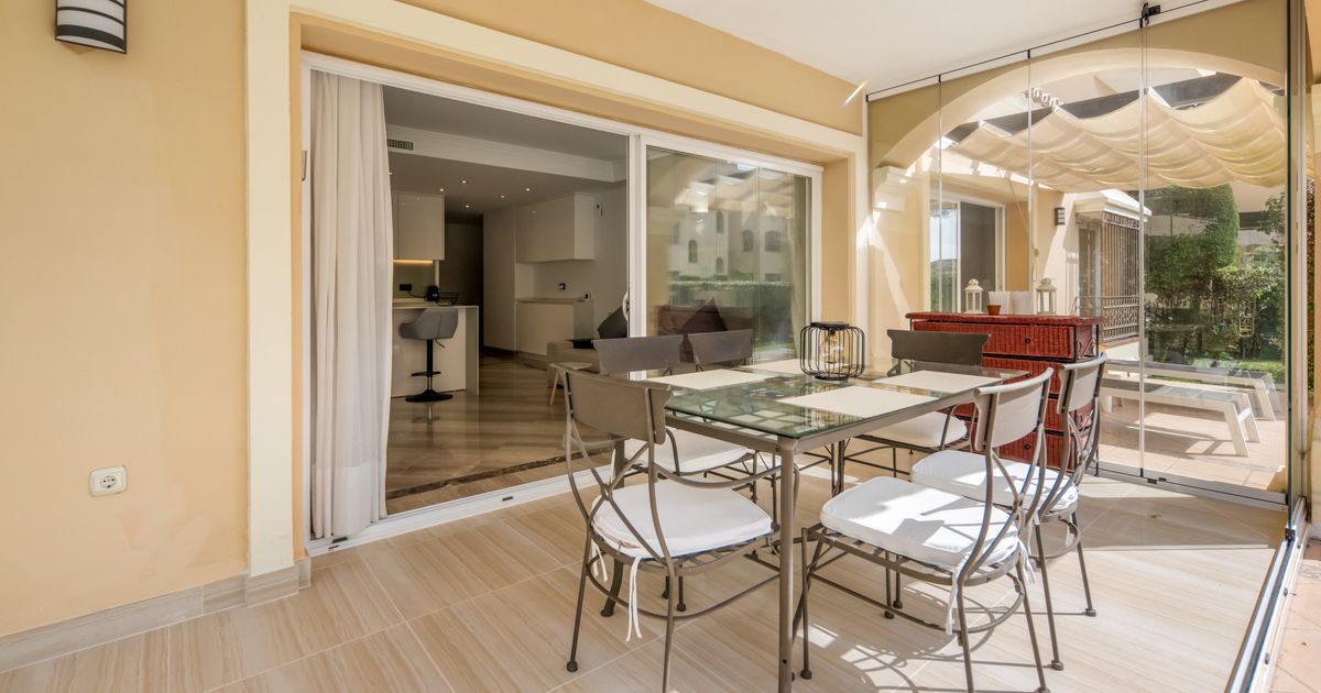 Apartamento en planta baja en Marbella East, Hacienda Elviria, Marbella East, 12/12