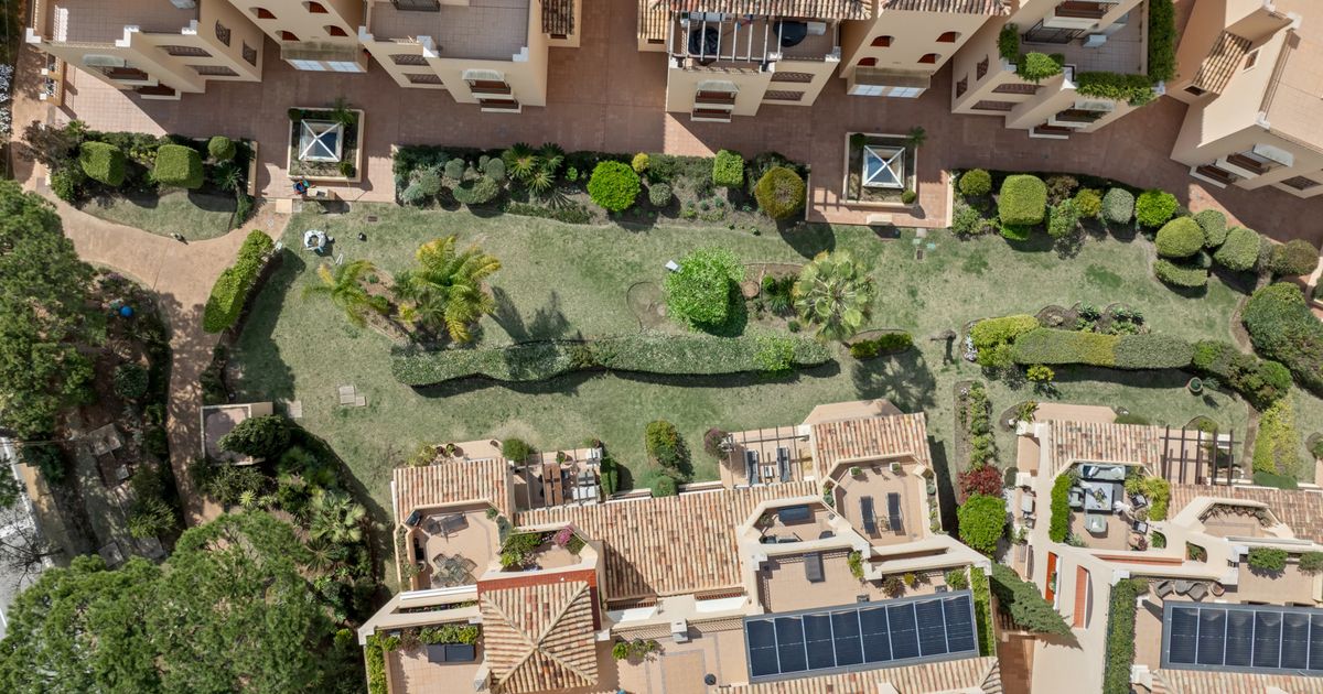 Apartamento en planta baja en Marbella East, Hacienda Elviria, Marbella East, 6/12