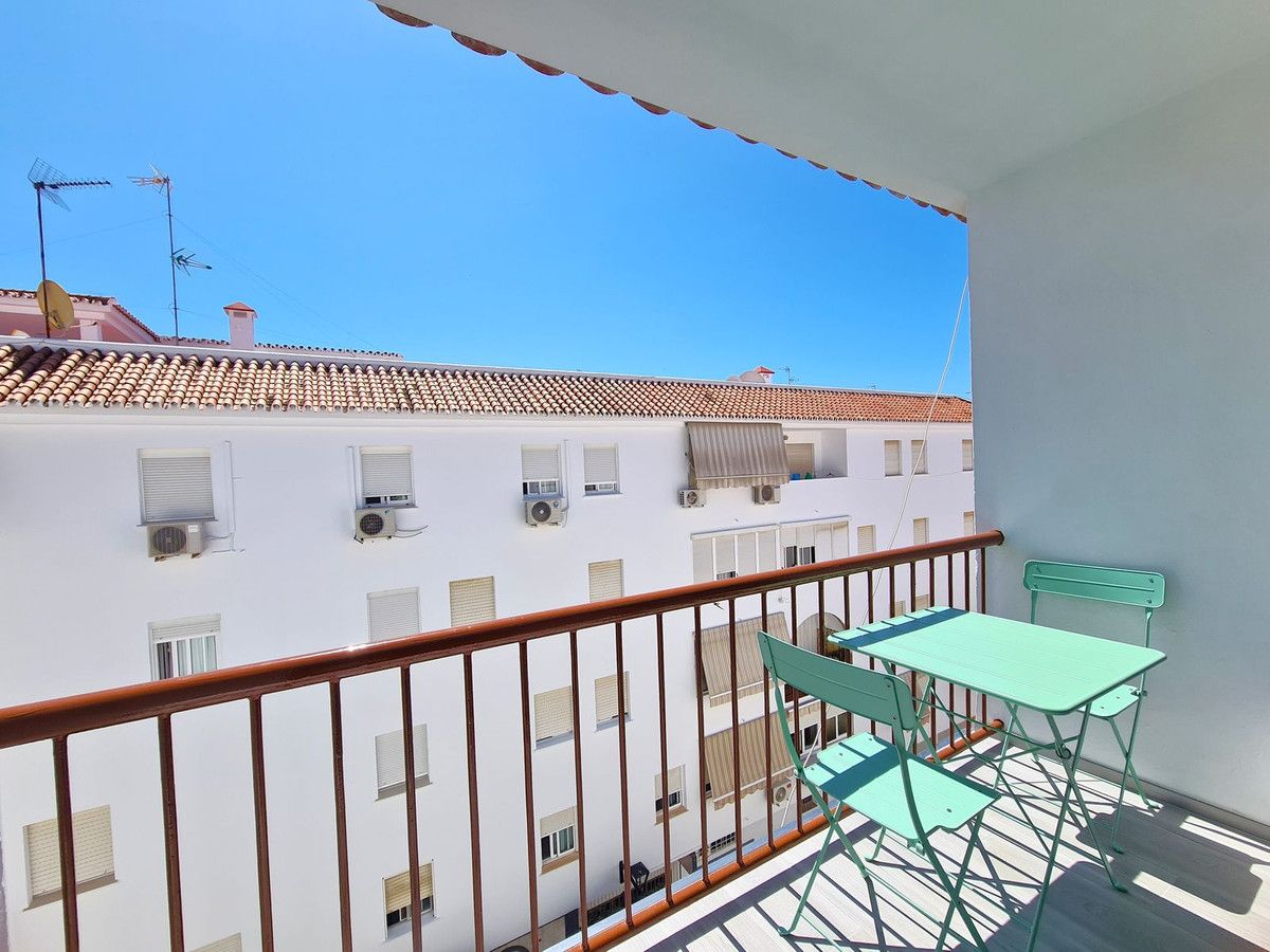 Lägenhet på översta våningen i Estepona, Estepona, 1/12