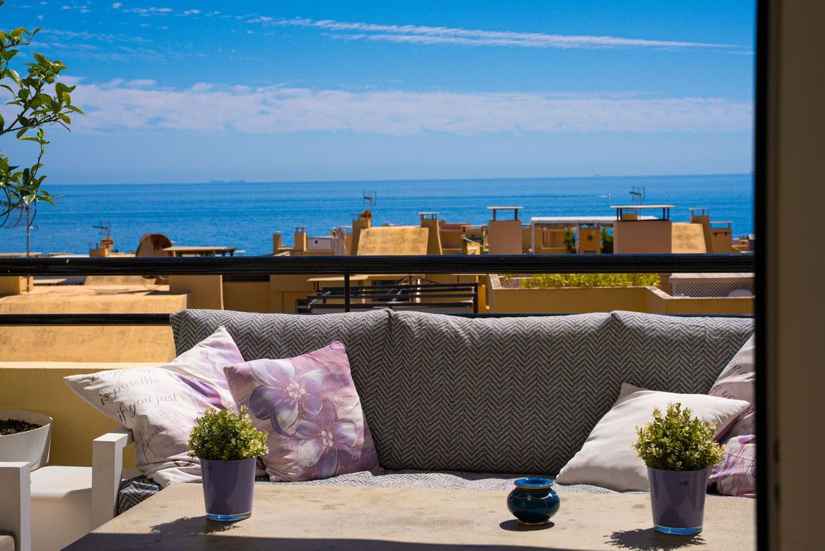 Penthouse in Calahonda, Calahonda, 3/12