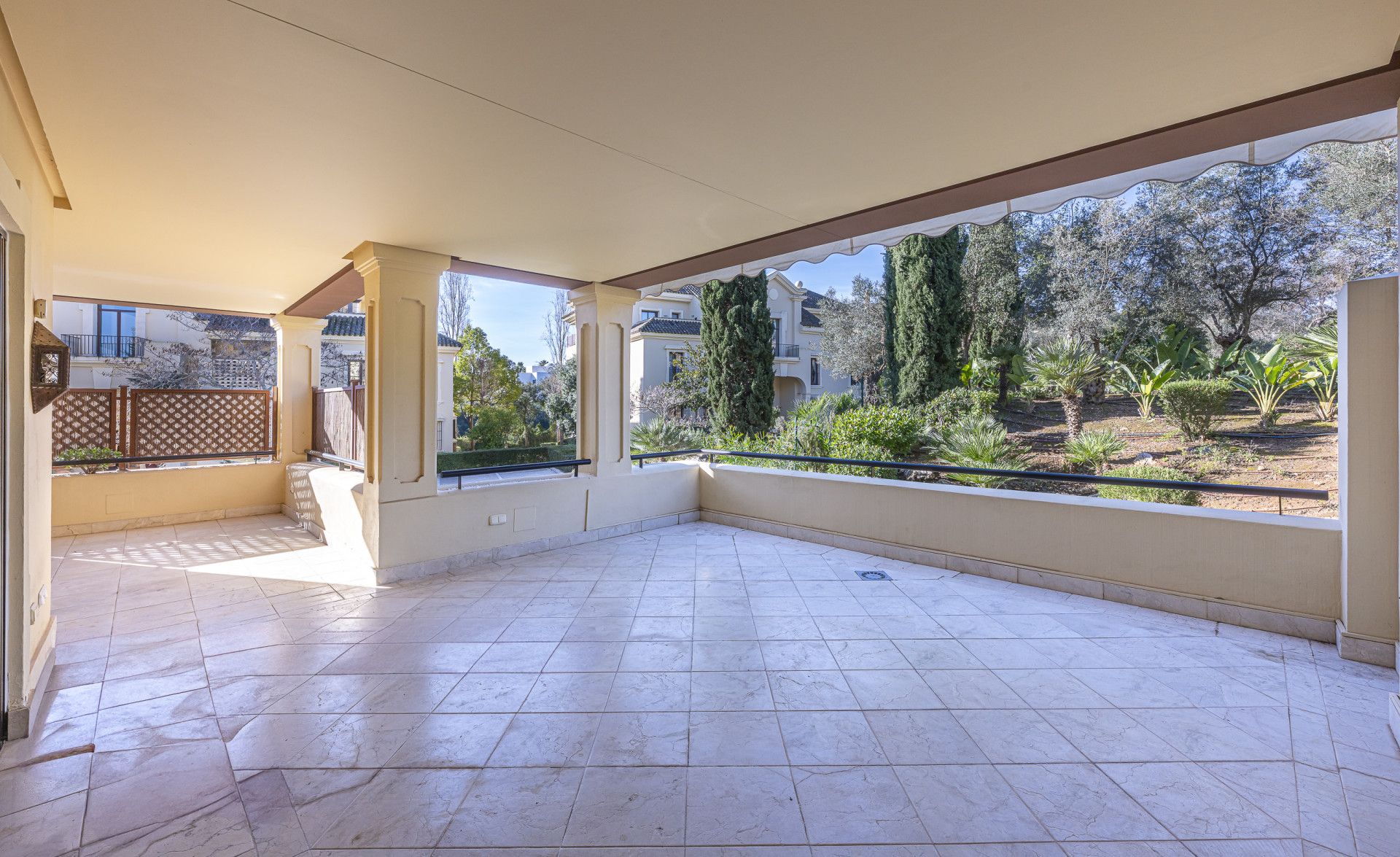 Appartement op de begane grond in Sotogrande, Valderrama Golf, Sotogrande, 8/12