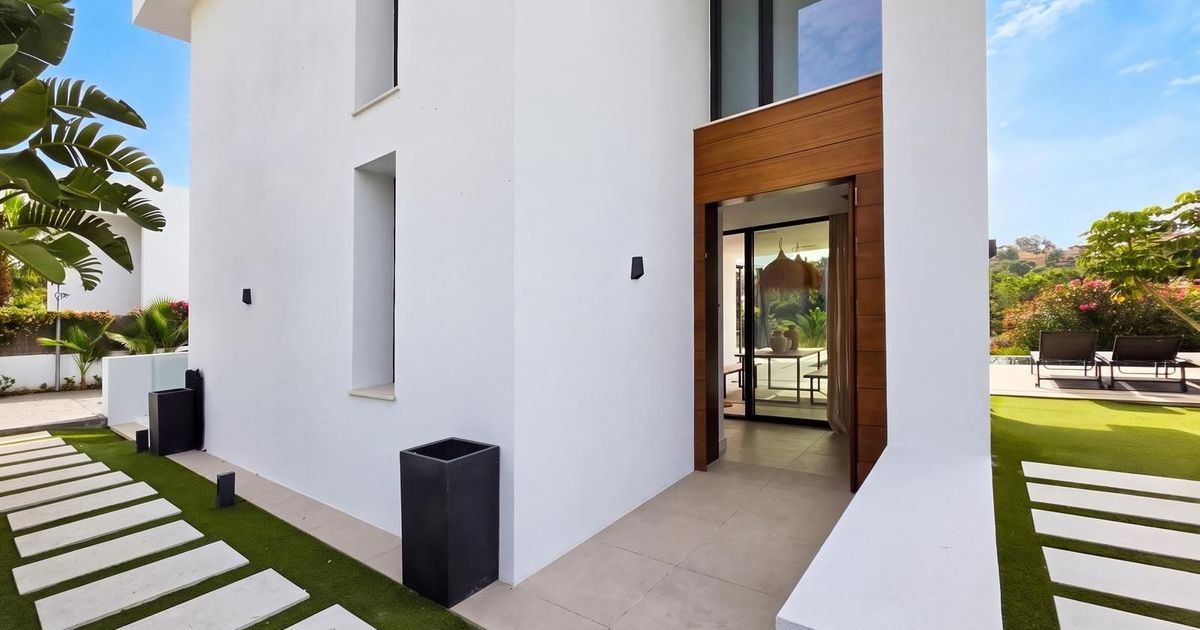 Villa individuelle à El Paraiso, El Paraiso, 1/12