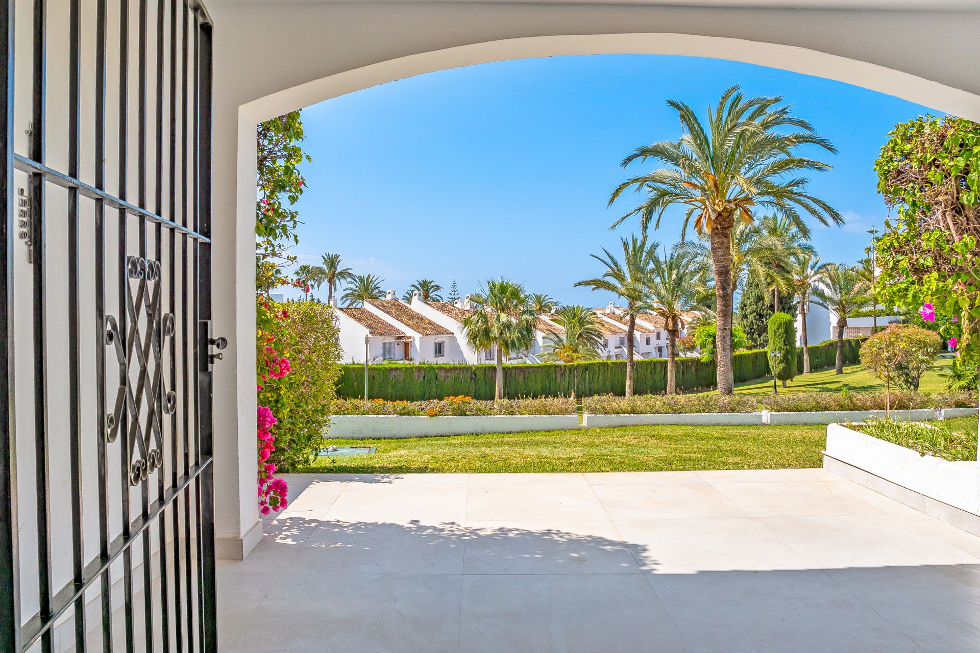 Квартира на первом этаже в Nueva Andalucia, Malambo, Nueva Andalucia, 1/12