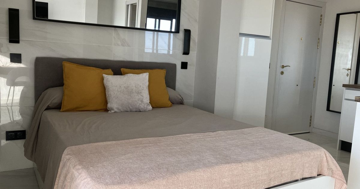 Penthouse à Aloha, Aloha, 8/12