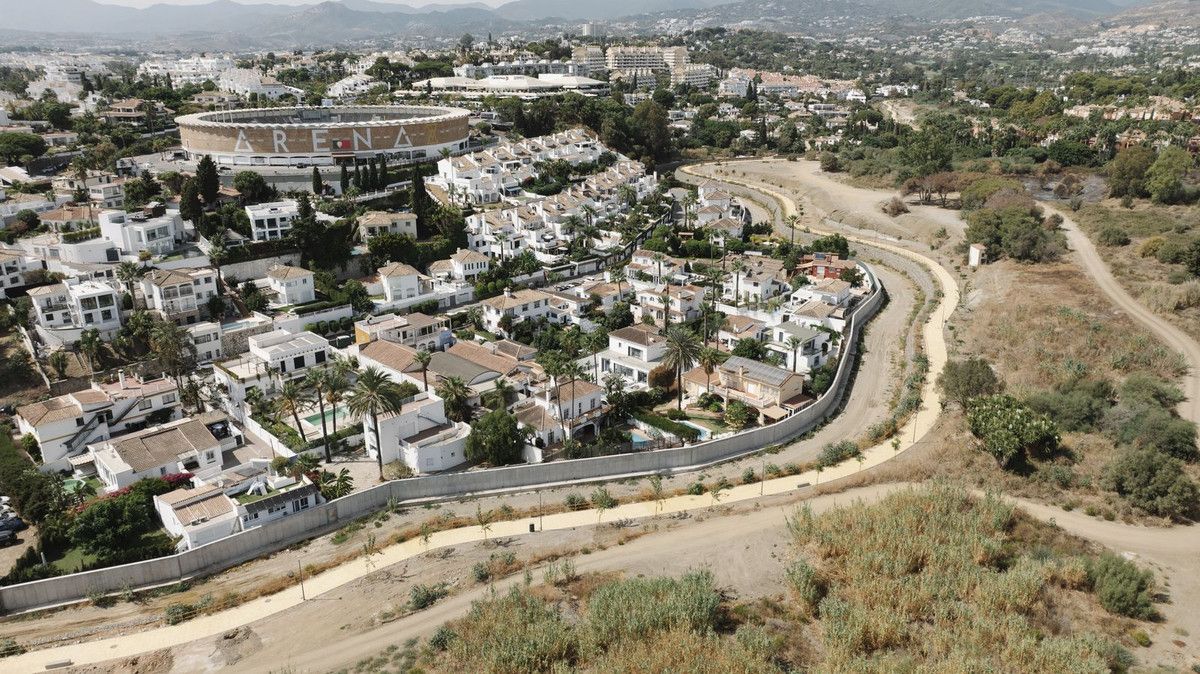 Villa individuelle à Nueva Andalucía, Nueva Andalucía, 7/12