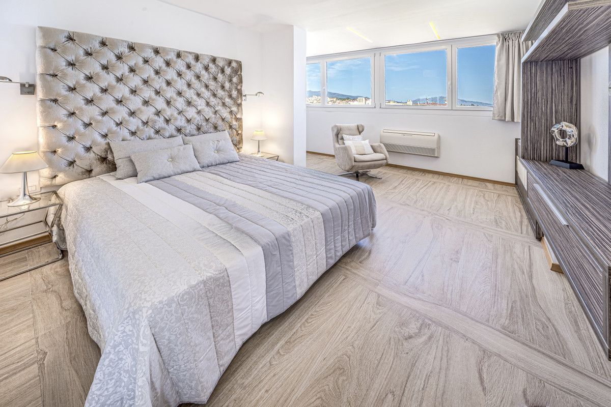 Penthouse in Estepona, Estepona, 12/12