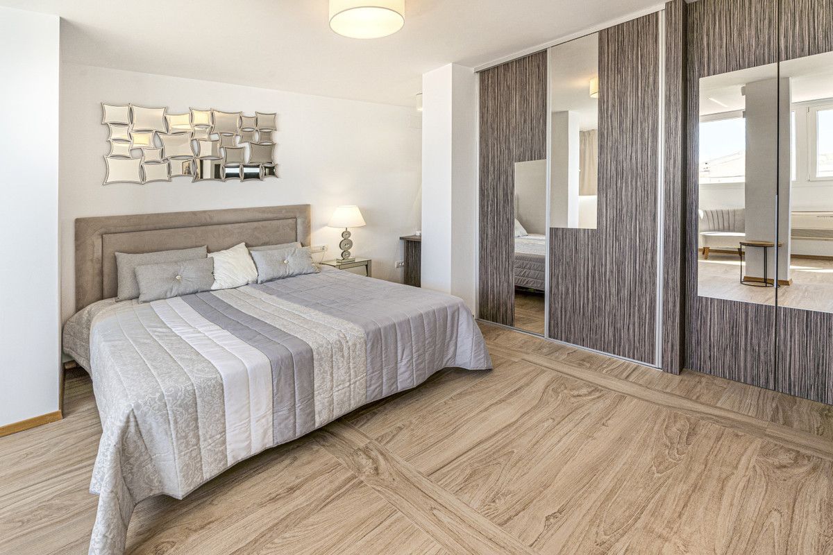Penthouse in Estepona, Estepona, 7/12