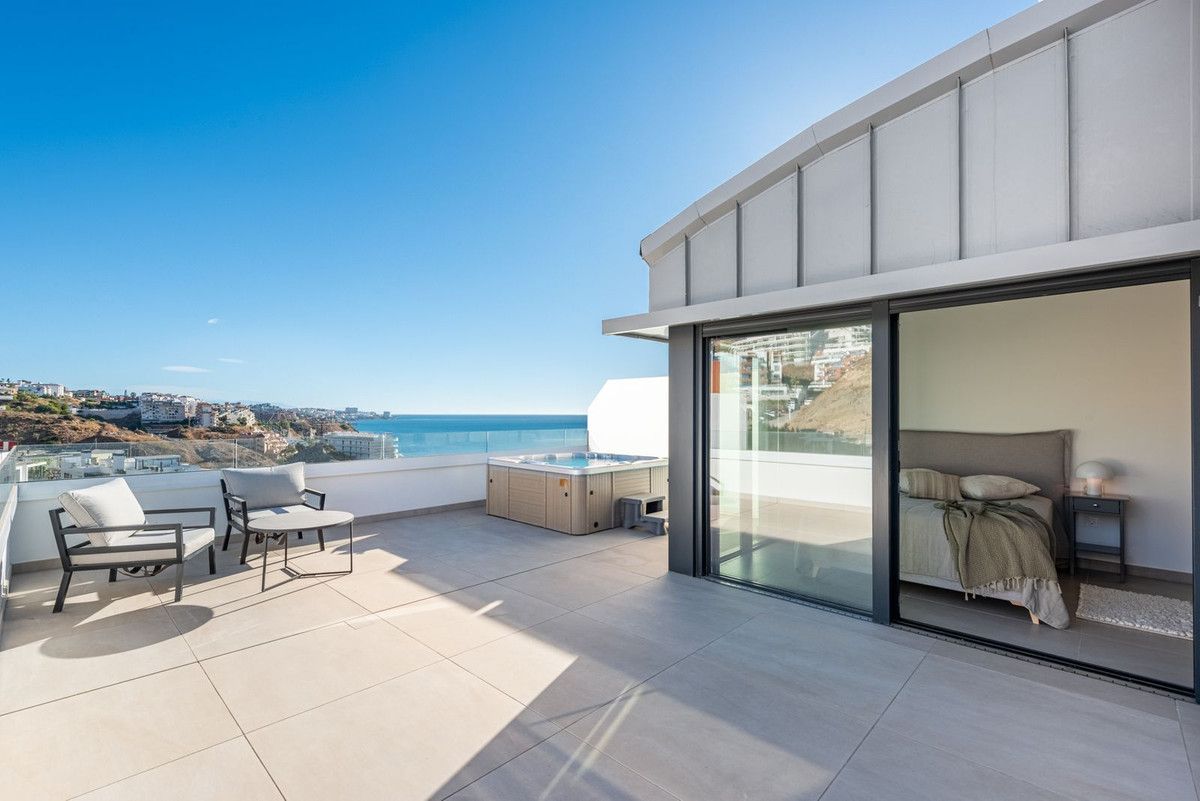 Penthouse Duplex in Carvajal, Carvajal, 4/12
