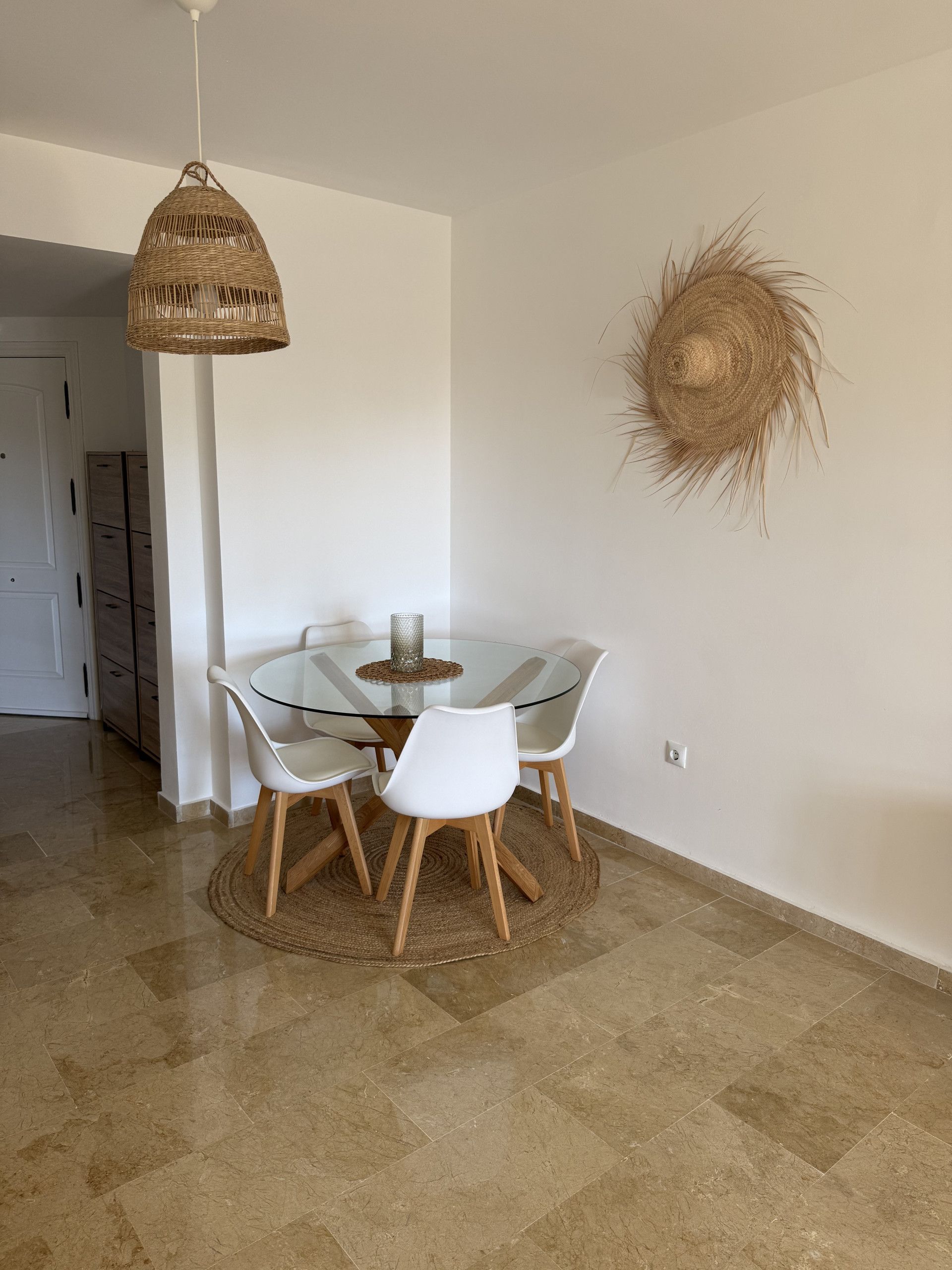 Apartment in Estepona, Nueva Atalaya, Estepona, 6/12