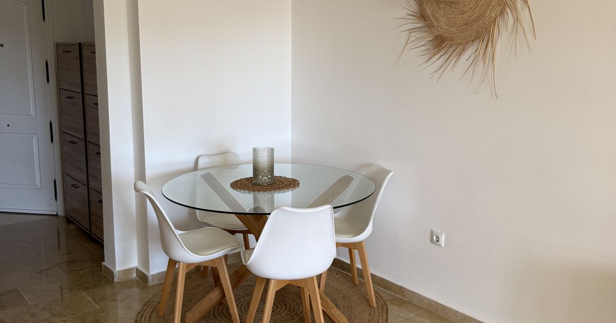 Apartment in Estepona, Nueva Atalaya, Estepona, 6/12