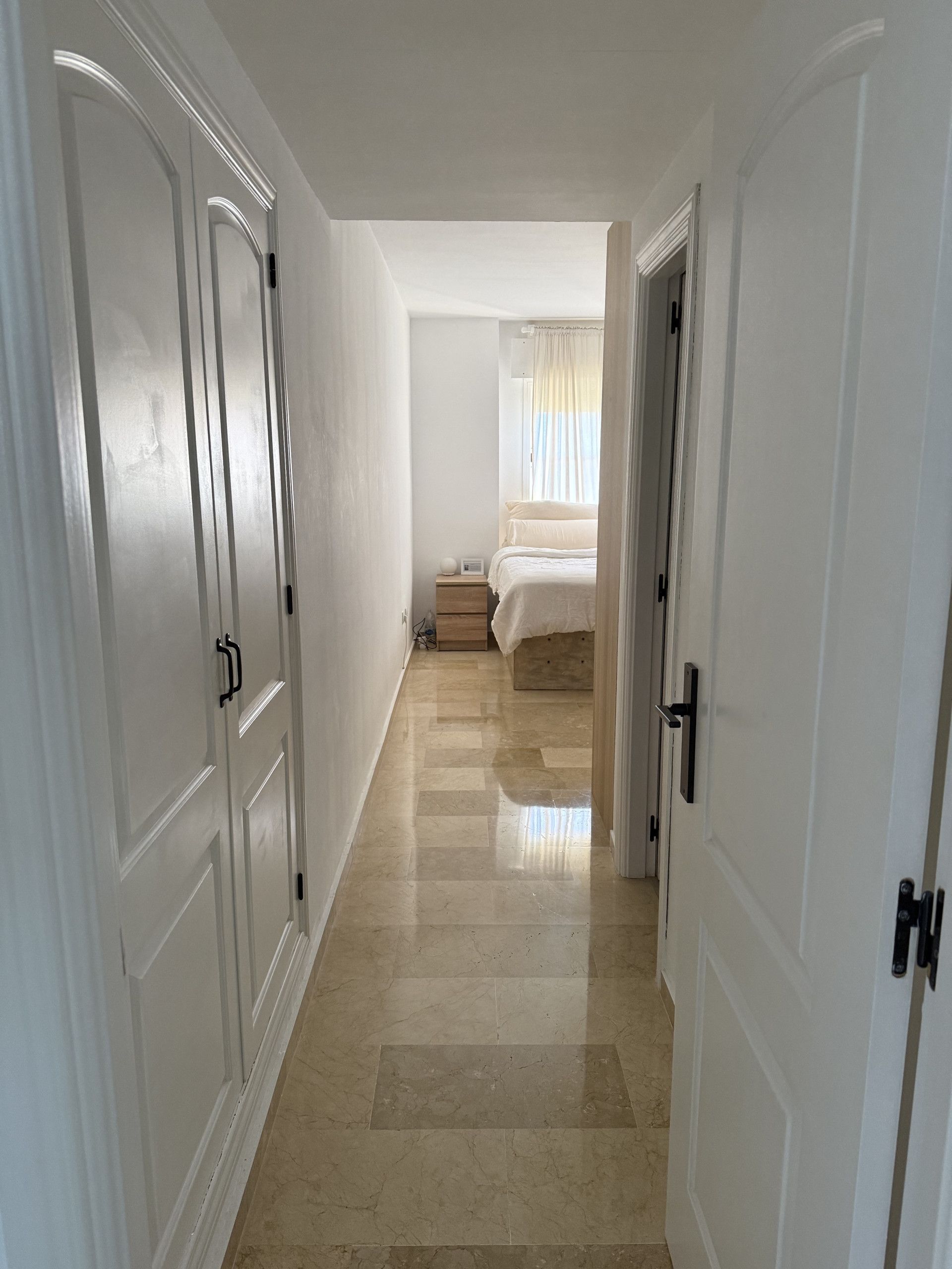 Apartment in Estepona, Nueva Atalaya, Estepona, 9/12