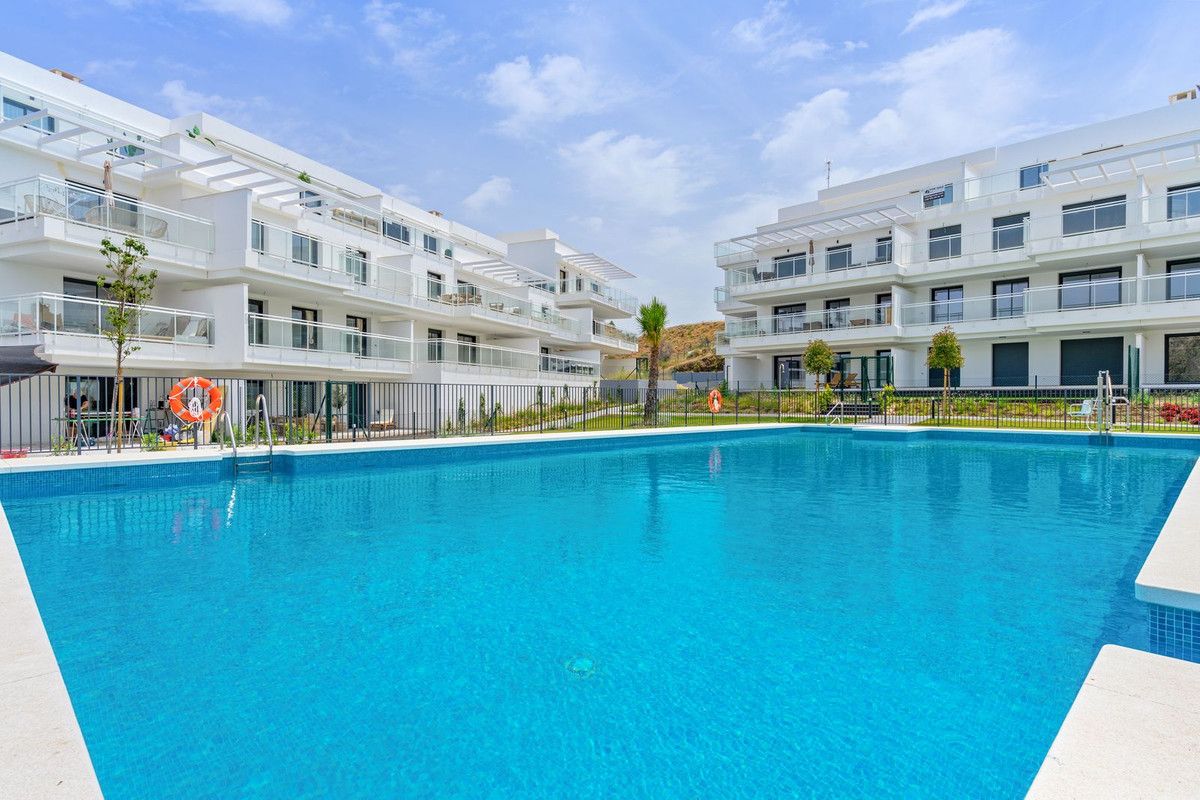 Middle Floor Apartment in La Cala de Mijas, La Cala de Mijas, 1/12