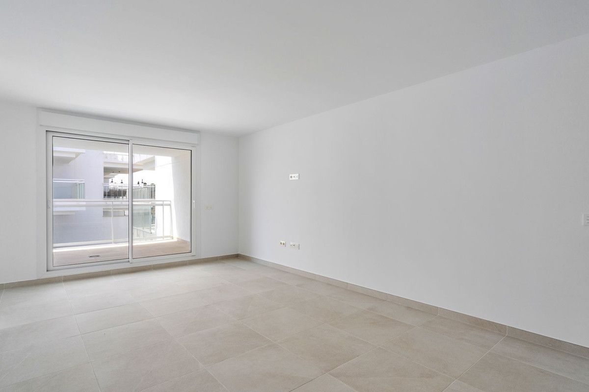 Middle Floor Apartment in La Cala de Mijas, La Cala de Mijas, 8/12