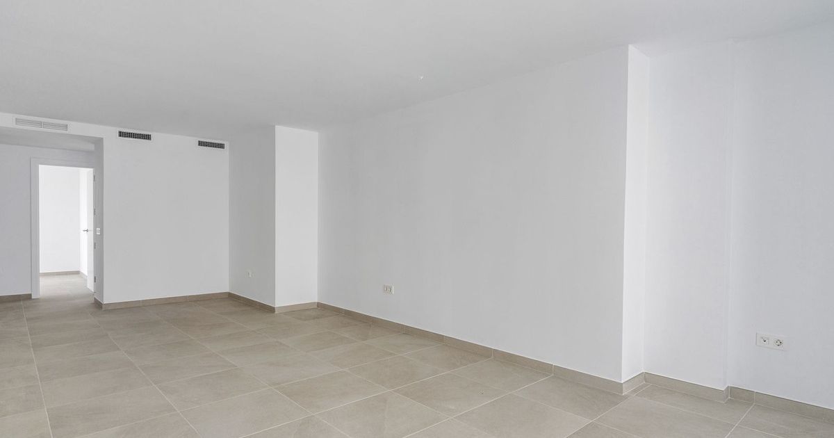 Middle Floor Apartment in La Cala de Mijas, La Cala de Mijas, 9/12