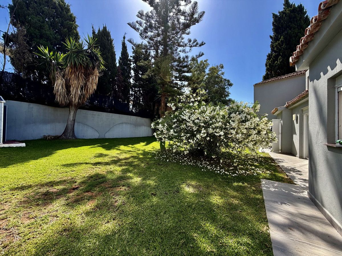 Fristående villa i Cabopino, Cabopino, 9/12