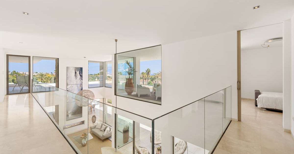 Villa in Marbella, Marbella, 8/12
