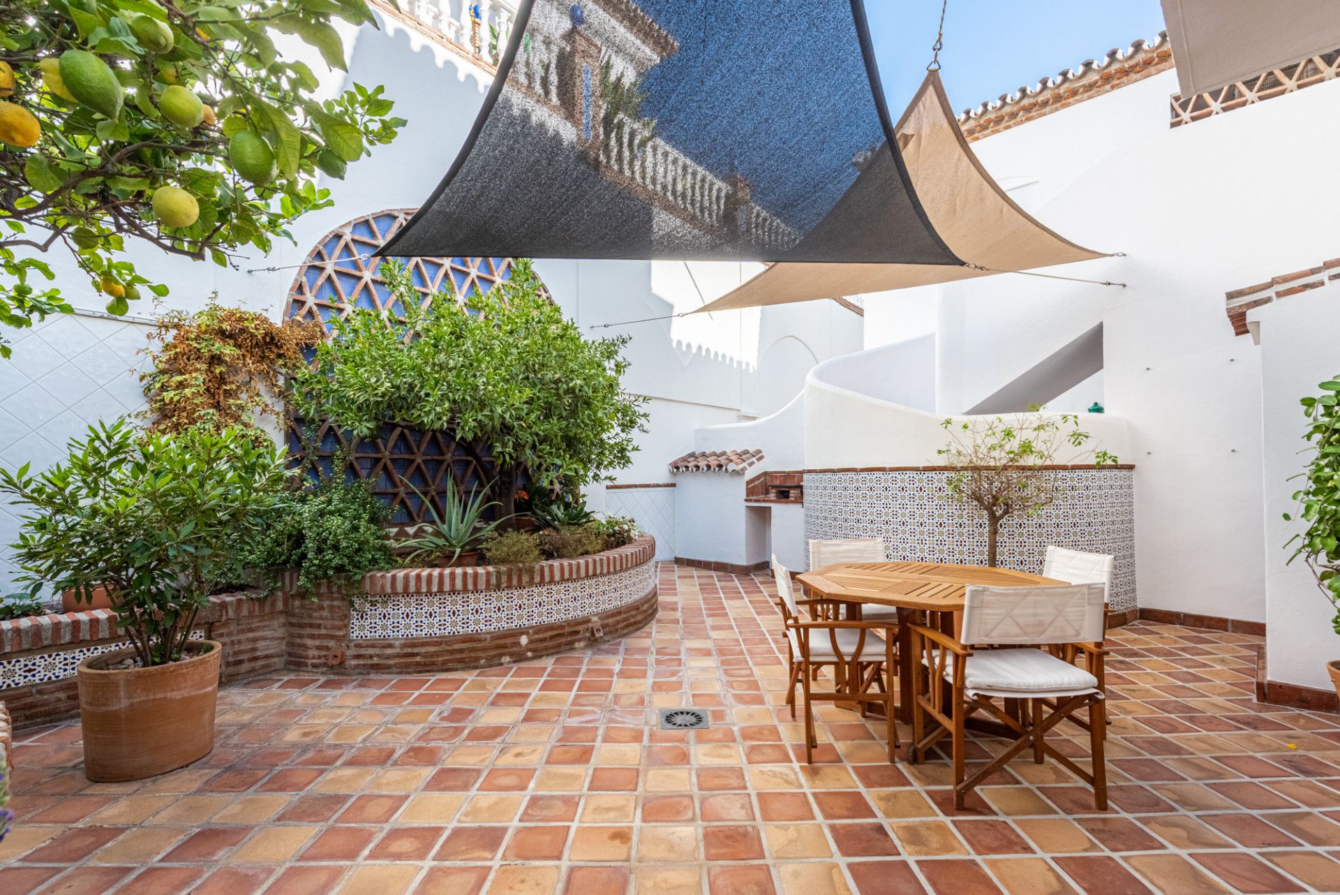 Parhus i Mijas, Mijas Pueblo, Mijas, 2/12