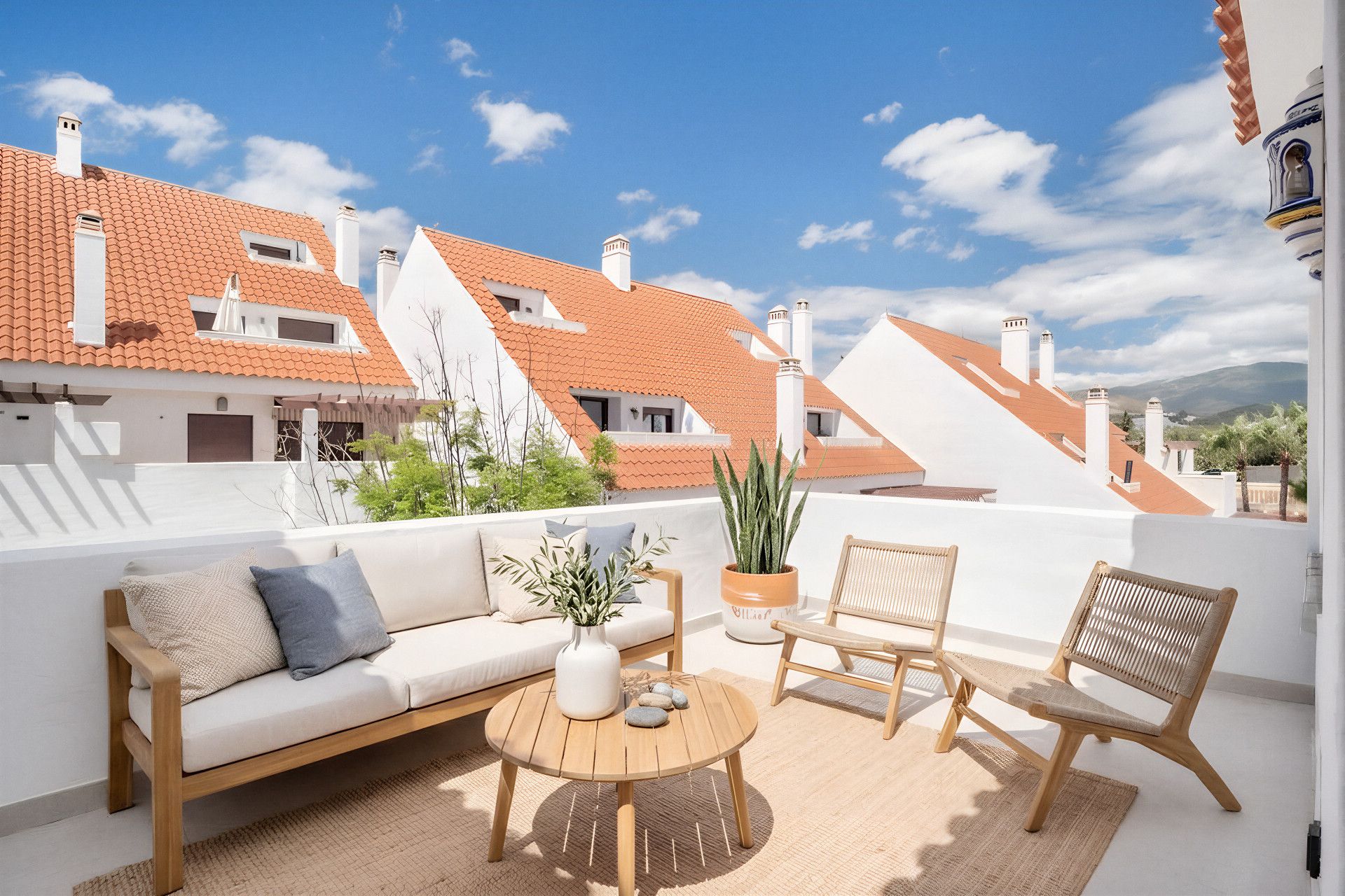 Duplex Penthouse in Nueva Andalucia, La Maestranza, Nueva Andalucia, 3/12