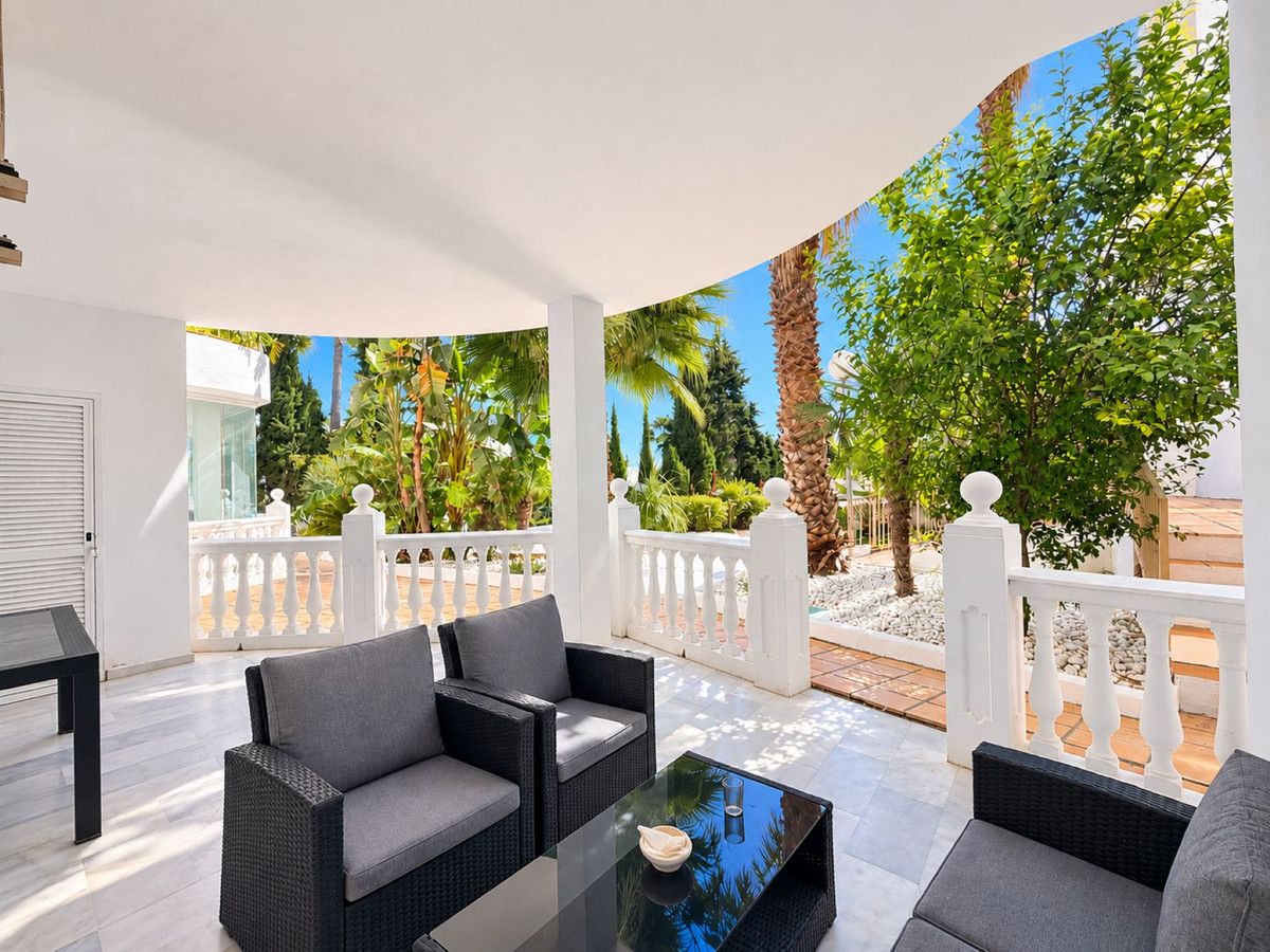 Erdgeschosswohnung in Estepona, Estepona, 1/12