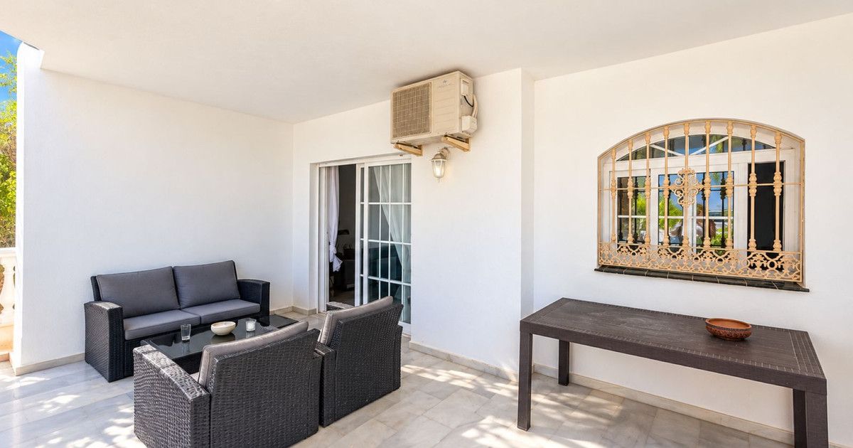 Erdgeschosswohnung in Estepona, Estepona, 6/12